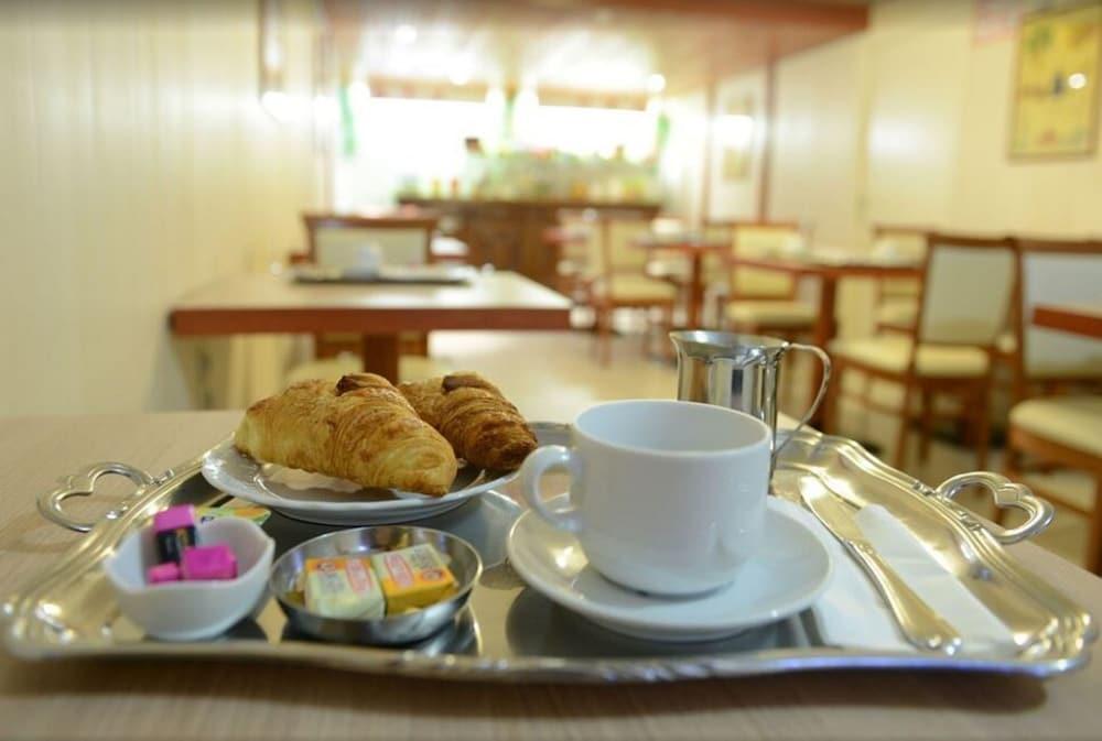 Best Western Flers Centre Gare ภายนอก รูปภาพ